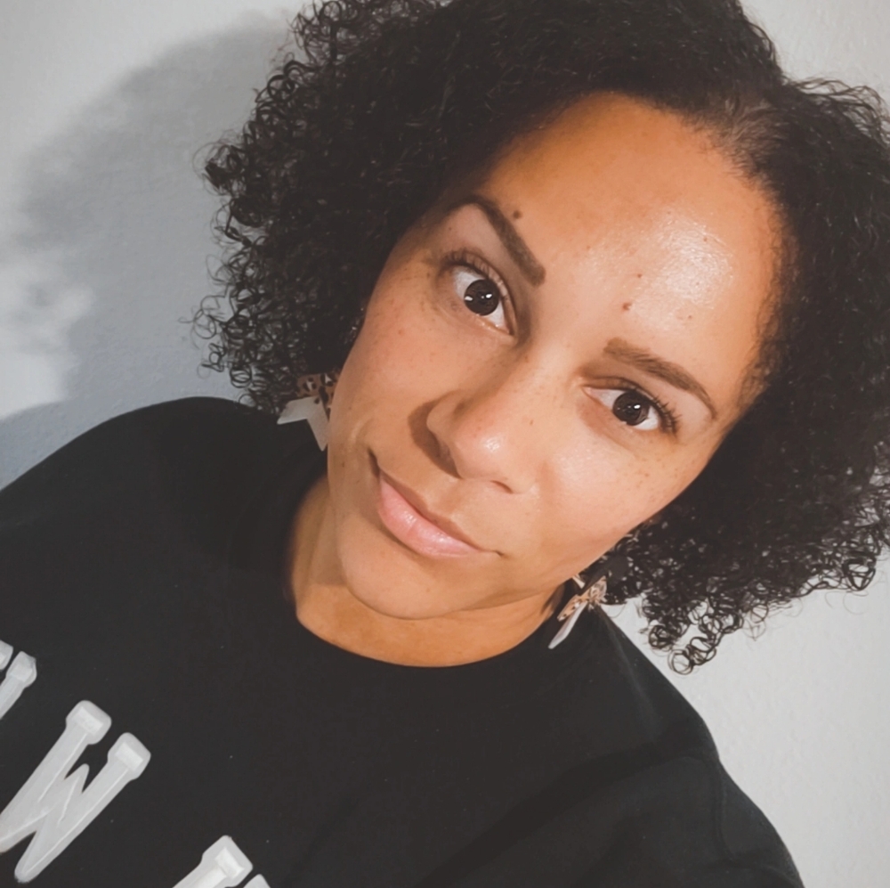 Meet your Posher, Leah